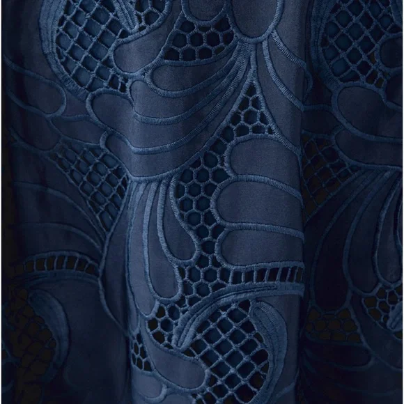 NWT Lilly Pulitzer Denise Lace Halter Midi Dress, Navy Blue, size 10 - Picture 4 of 4